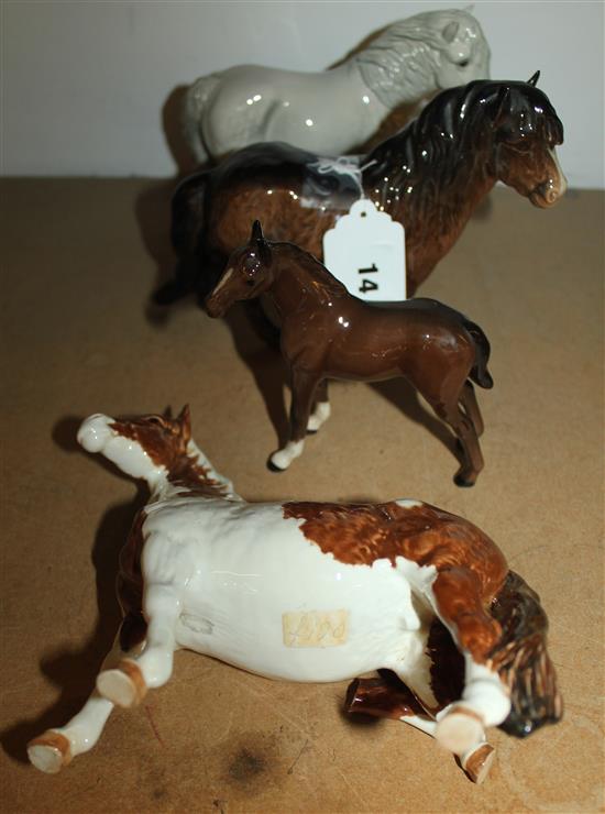 Group of 3 Beswick horses and 1 Doulton